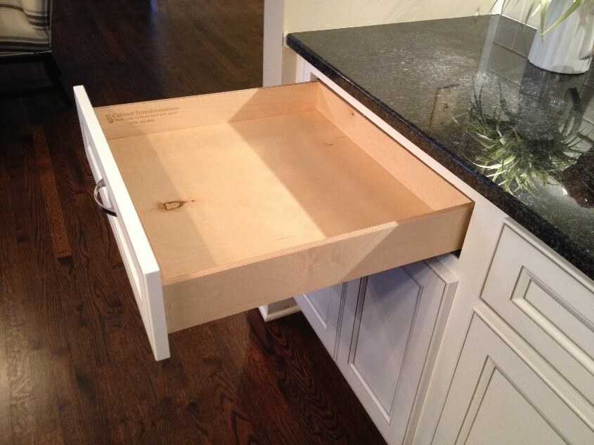 Drawer Boxes with soft closing rails